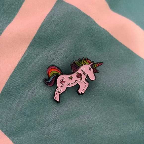 Pony Pin - Picture 1 of 3